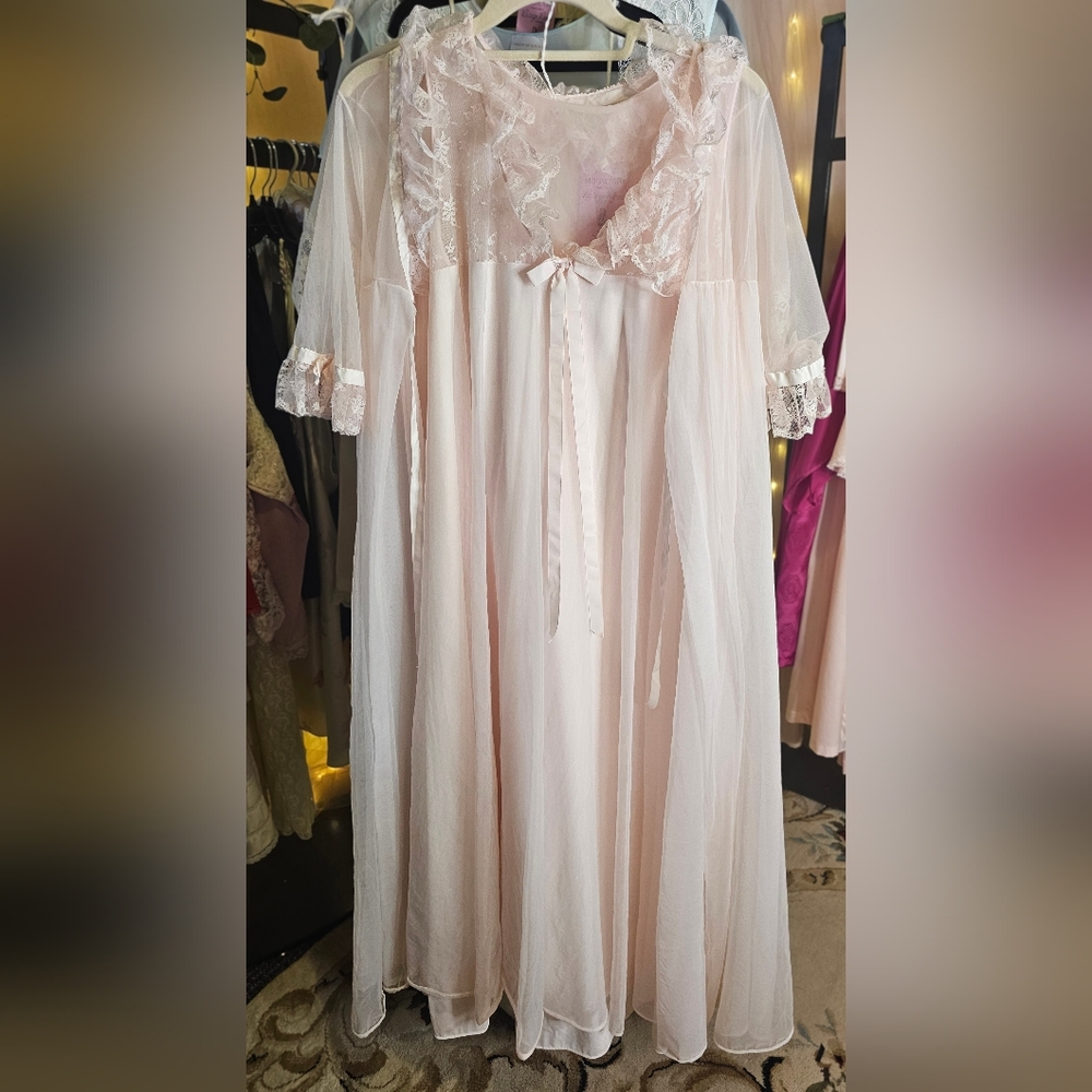 Vintage 60s Pastel Pink Peignoir and Negligee by Movie Star